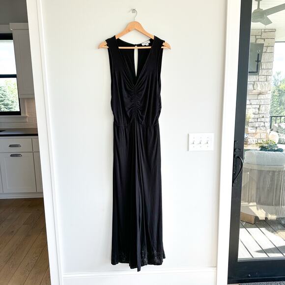 Evereve Cinch Front V-Neck Full Length Sleeveless Jumpsuit Black L - Picture 2 of 12